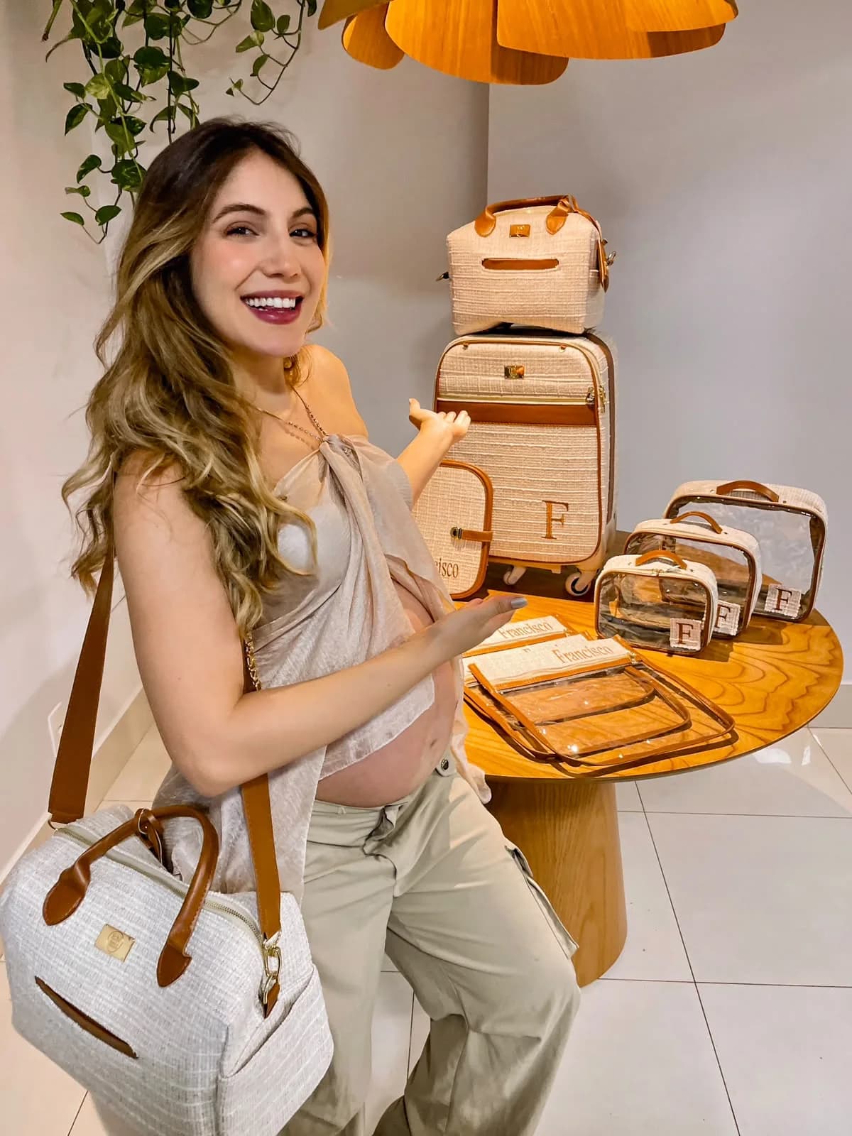 Kit Bolsas Maternidade Noblesse Essencial – Marfim detalhe Caramelo — foto 2 de 14