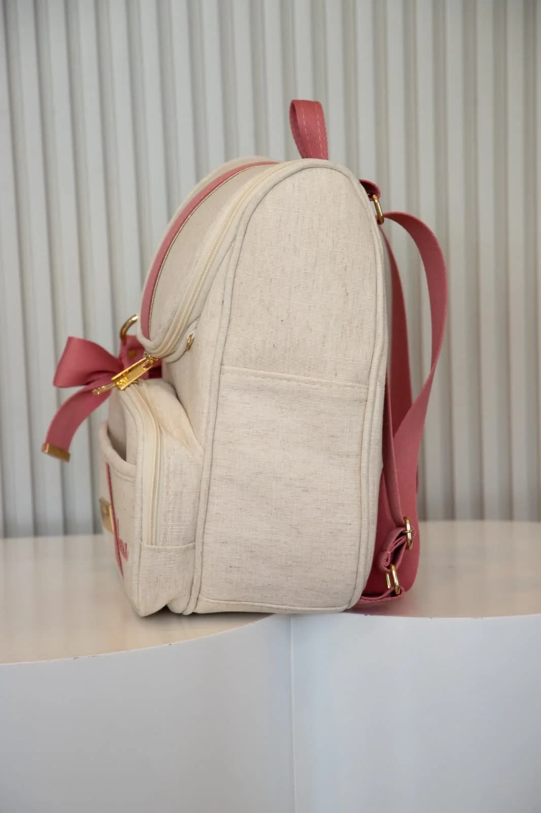Mochila Maternidade Malu — Ivoire Linho Rosê — foto 5 de 11